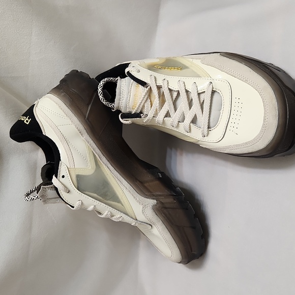 Rebook × Cardi B Club C Birthday Release sneakers (w size 9) - Picture 4 of 13